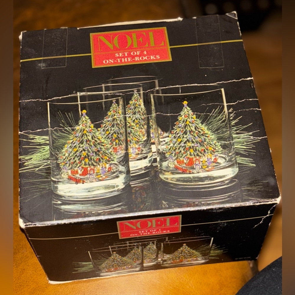 Vintage Noel Christmas Set of 4 On-The-Rocks
